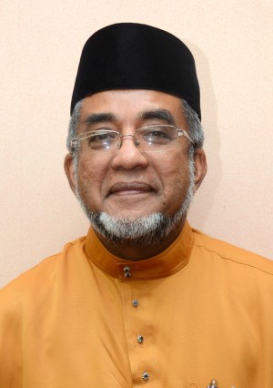 ABDUL Malik Abul Kassim.