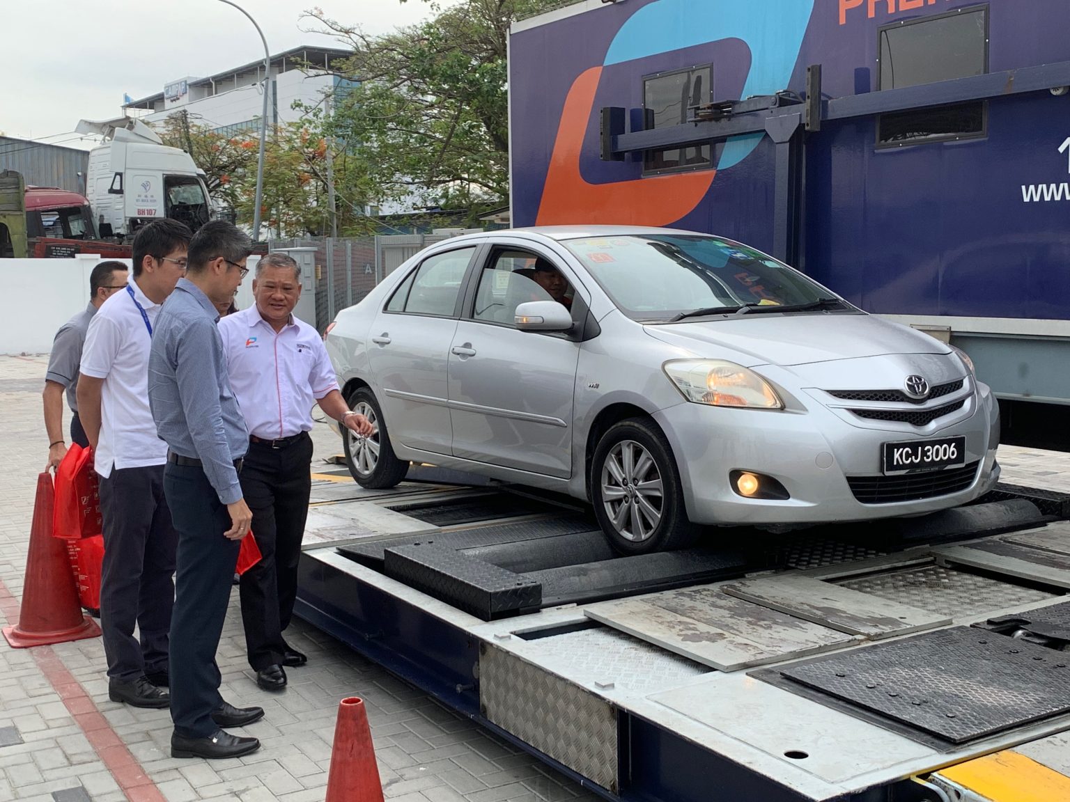 Free Puspakom vehicle inspection draws good response | Buletin Mutiara 