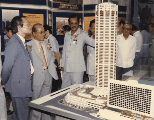 1. komtar model for public viewing