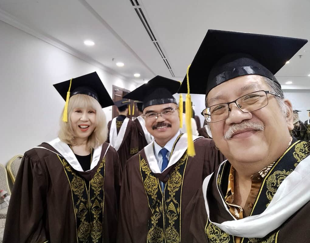 l r professor dr. valerie ross, professor dr. mohd kipli abdul rahman and paul