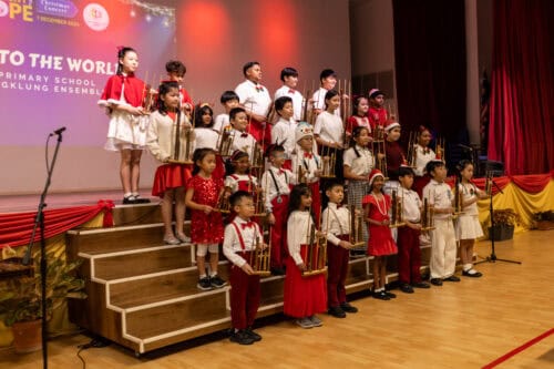 primary school angklung ensemble